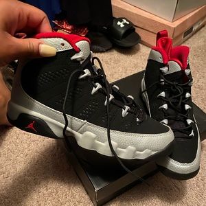 Nike jordan retro 9